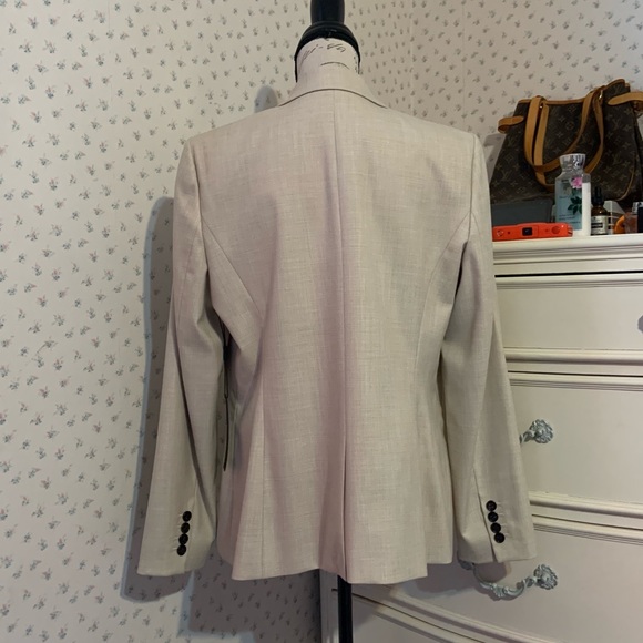 Donna Karan New York sculpture suit jacket - Picture 16 of 16